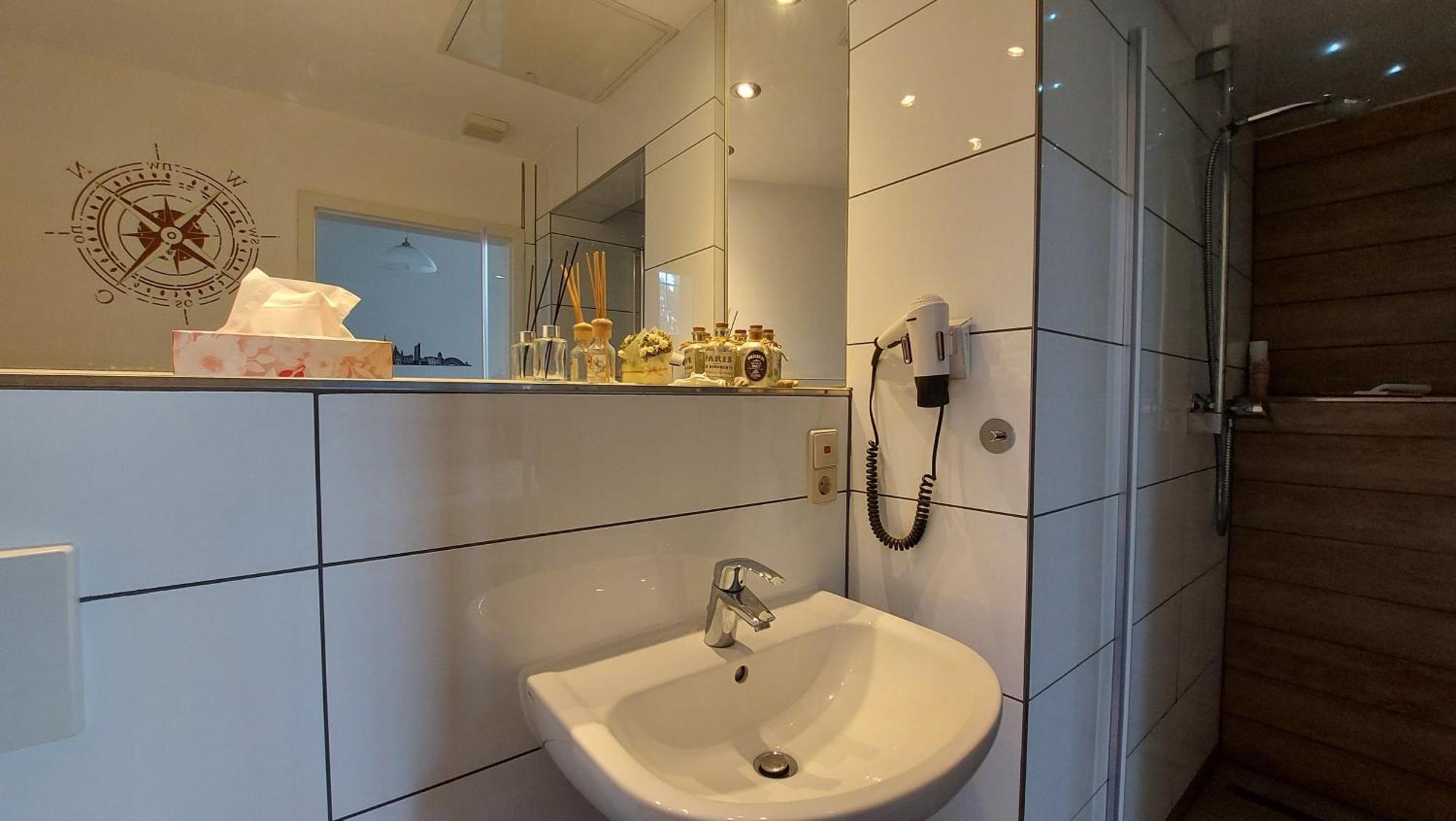 Leipzig Ferienwohnung In Ruhiger Lage Exteriör bild