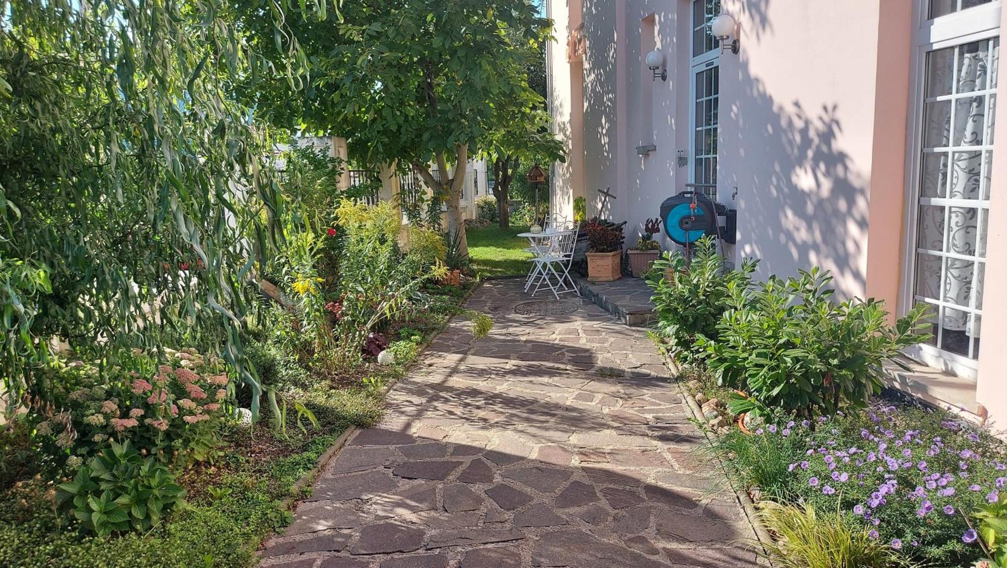 Leipzig Ferienwohnung In Ruhiger Lage Exteriör bild